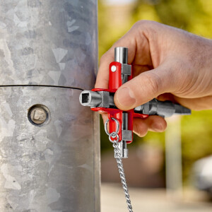 KNIPEX 00 11 06 V01 Universal-Schlüssel "Bau" der Standard Schaltschrankschlüssel 96 mm