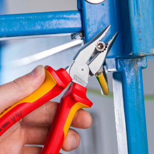 KNIPEX 08 26 185 Spitz-Kombizange isoliert mit Mehrkomponenten-Hüllen, VDE-geprüft verchromt 185 mm