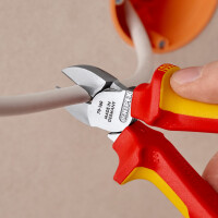 KNIPEX 70 06 160 T Seitenschneider isoliert mit Mehrkomponenten-Hüllen, VDE-geprüft; mit integrierter isolierter Befestigungsöse zum Anbringen einer Absturzsicherung verchromt 160 mm