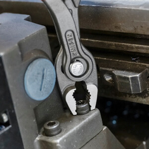 KNIPEX 82 02 150 TwinGrip Front- und Seitengreifzange mit Comfort-Griffen grau atramentiert 150 mm