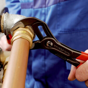 KNIPEX 87 03 300 SB Cobra® Hightech-Wasserpumpenzange mit rutschhemmendem Kunststoff überzogen verchromt 300 mm