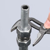 KNIPEX 87 51 180 Cobra® ES Wasserpumpenzange extra-schlank mit rutschhemmendem Kunststoff überzogen grau atramentiert 180 mm
