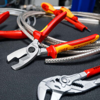 KNIPEX 90 25 185 Rohrschneider für Kunststoff-Verbundrohre aus zähem, glasfaserverstärktem Kunststoff 185 mm