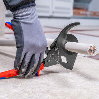 KNIPEX 95 31 280 Kabelschneider (Ratschenprinzip) mit Mehrkomponenten-Hüllen schwarz atramentiert 280 mm